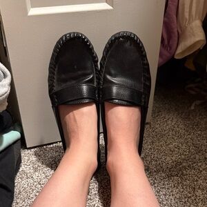 Old Navy Black Moccasins